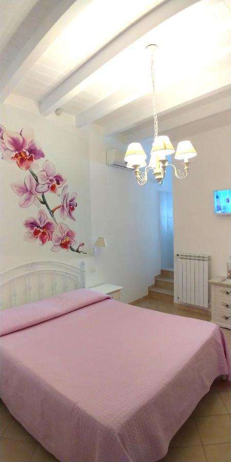 My Monopoli- Casa Dei Fiori "Orchidea" Centro Storico Hotel Екстериор снимка