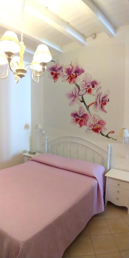 My Monopoli- Casa Dei Fiori "Orchidea" Centro Storico Hotel Екстериор снимка