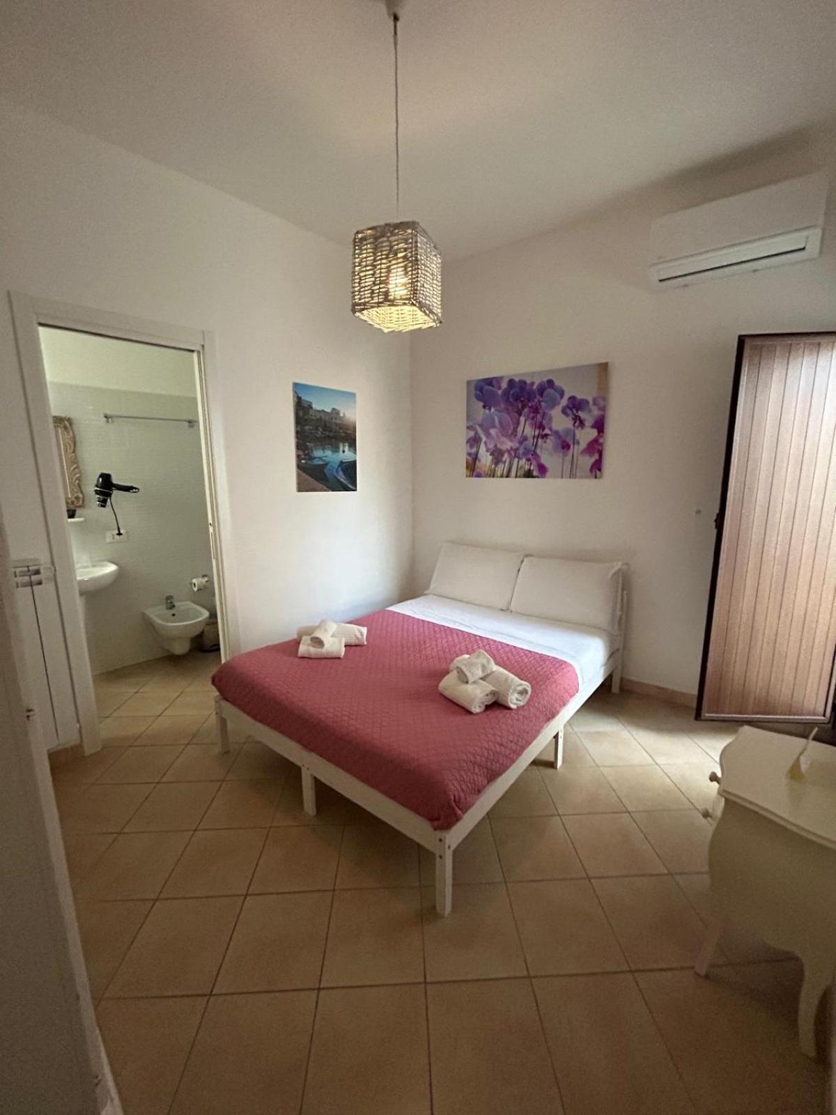 My Monopoli- Casa Dei Fiori "Orchidea" Centro Storico Hotel Екстериор снимка
